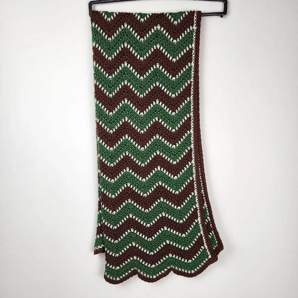 Handmade Crochet Throw Blanket Green Brown White Chevron Zigzag Scalloped Retro